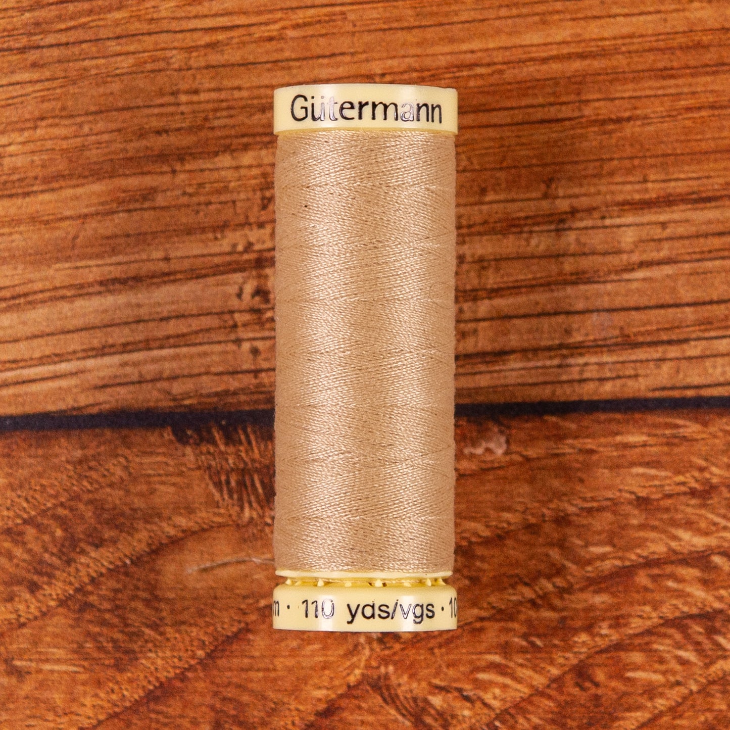 GUTERMAN THREAD 100m-COLOUR 186