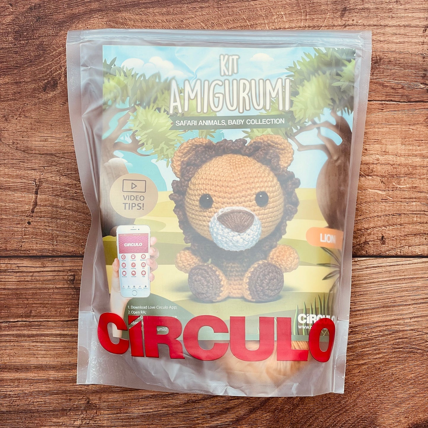 AMIGURUMI KIT LION
