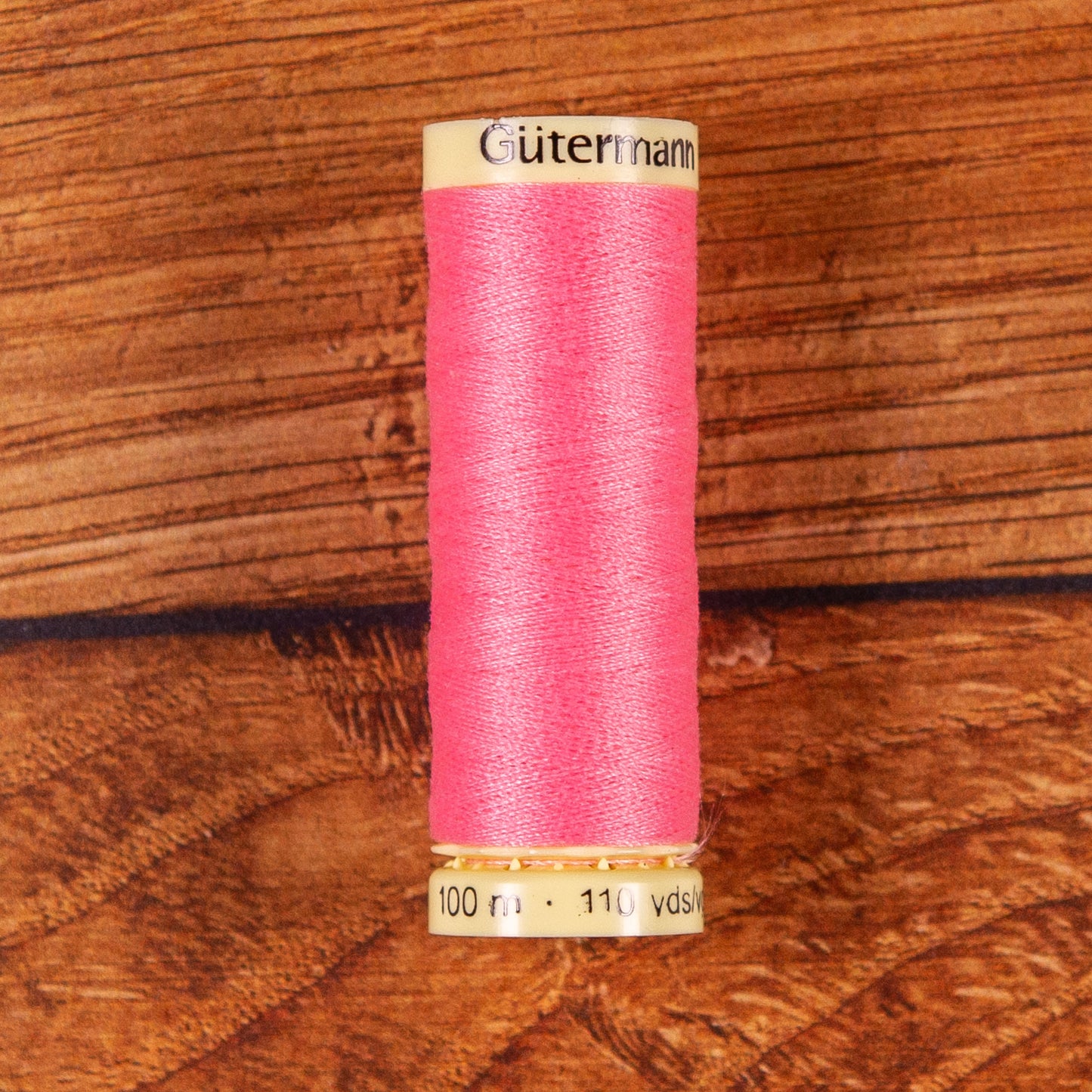 GUTERMAN THREAD 100m-COLOUR 758